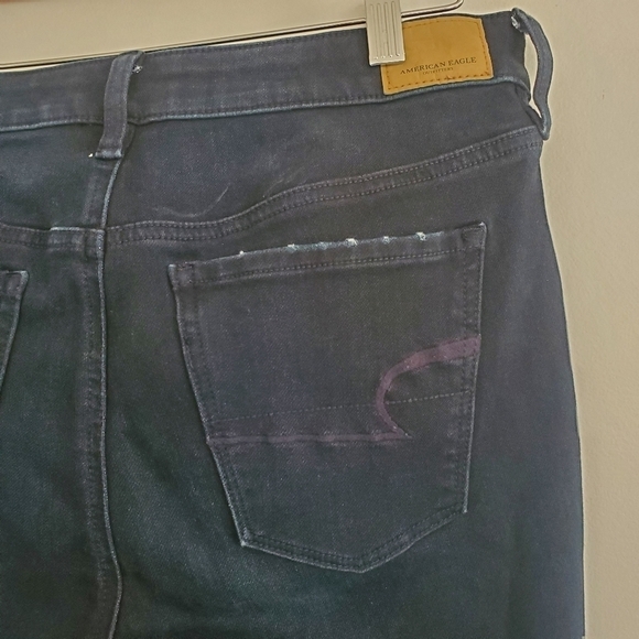 American Eagle Dark Wash Hi-Rise Super Stretch Jegging - Picture 6 of 9